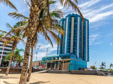 Beaches in Arrecife at a Glance