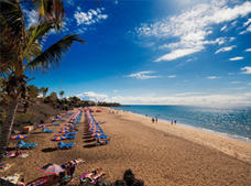 Beaches in Puerto Del Carmen at a Glance