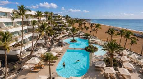 A Week in a Lanzarote Hotel Costs An Average of €90 More Than It Did Last Summer