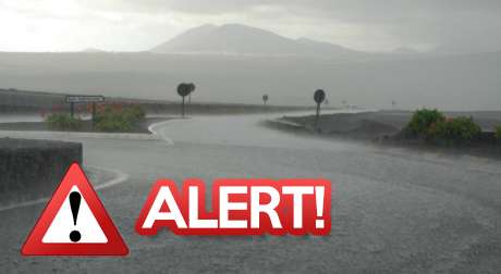 The Teguise Market suspended and the road general LZ-402 Famara closed