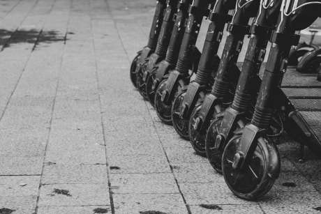 Playa Blanca Scooters. 82 Rental E-Scooters Removed as Yaiza Tightens Tourist Safety Rules